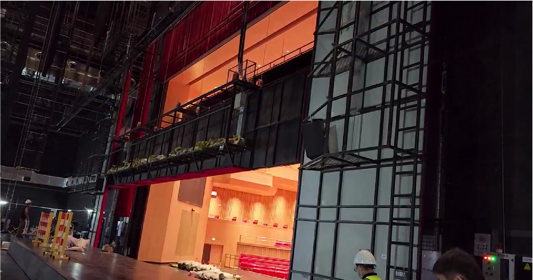 假臺口、燈光渡橋3